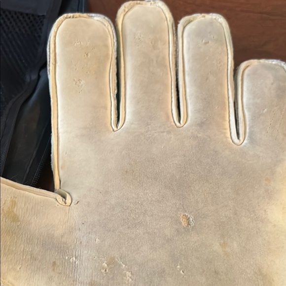 Adidas Cream and Black Goalkeeper Gloves with Finger Protection - Picture 7 of 11